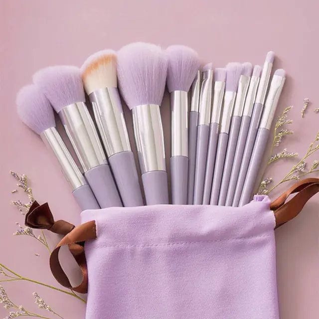 Glowup Queens  Makeup Brushes Velvet - With Bag Deluxe Makeup Brush Collection
